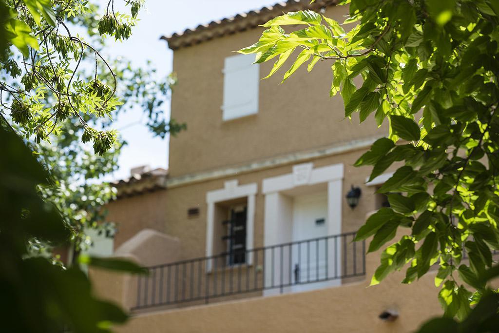 Les Jardins De La Mer Grimaud Bagian luar foto