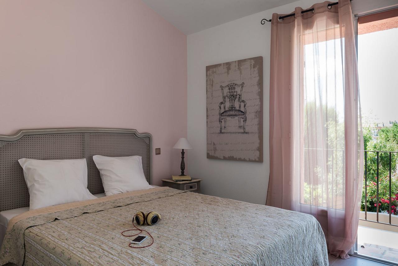 Les Jardins De La Mer Grimaud Bagian luar foto